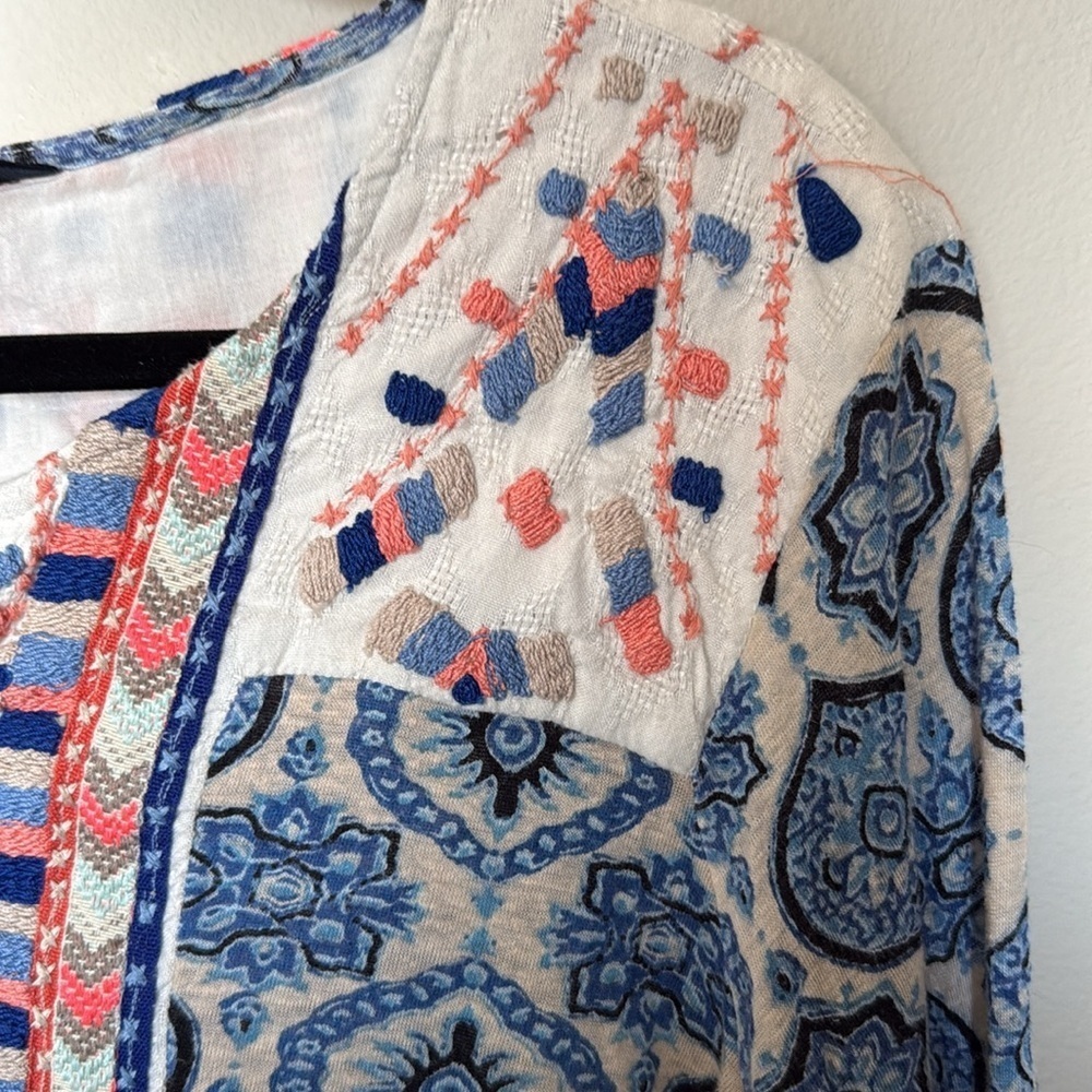 Lucky Brand 3/4 Sleeve Blouse Embroidered Boho Blue Tassle Tunic Women Large EUC - Picture 6 of 11